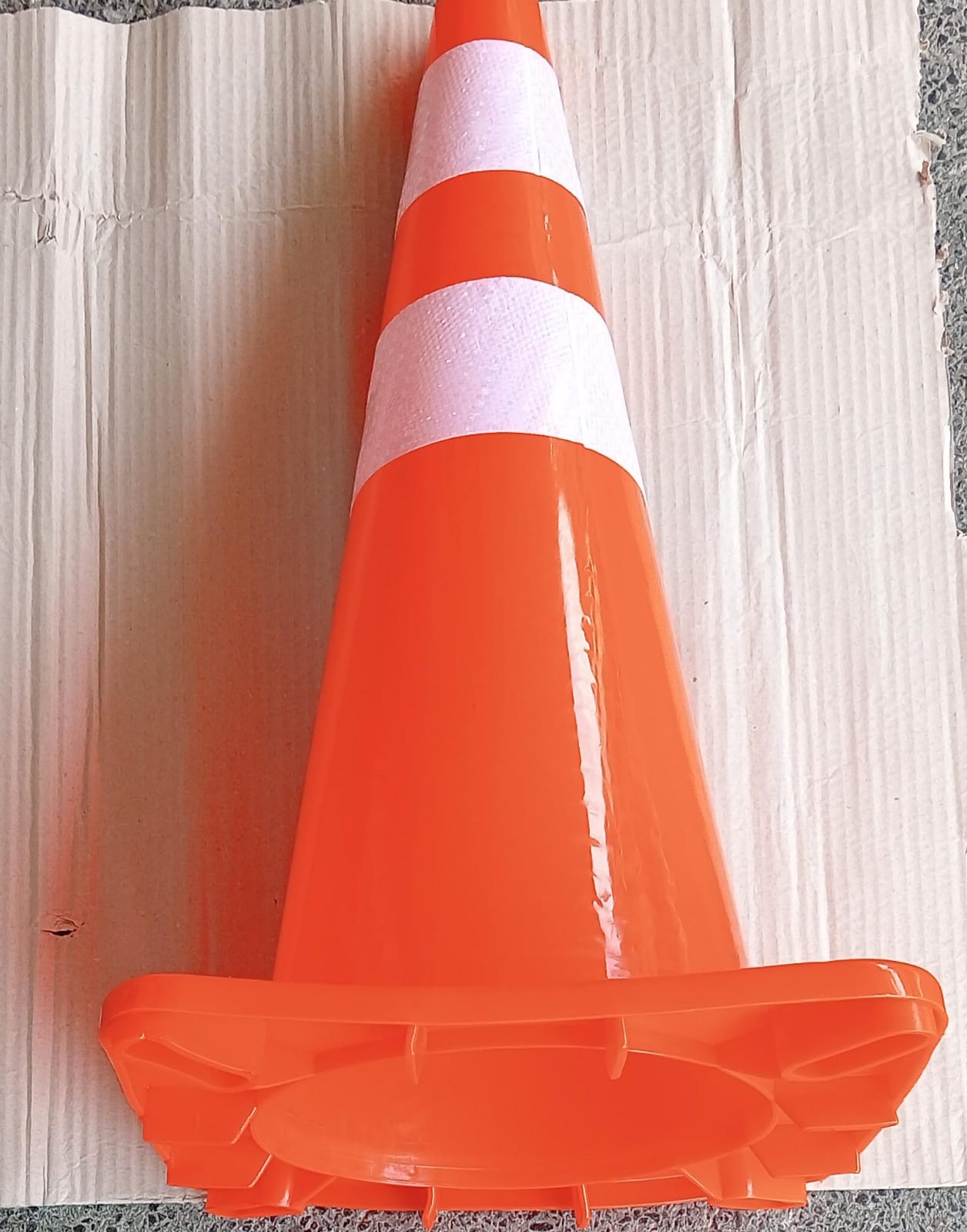 YEW AIK Safety Cone 700mm 28" Height